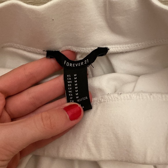 forever 21 skater skirt - Picture 3 of 4